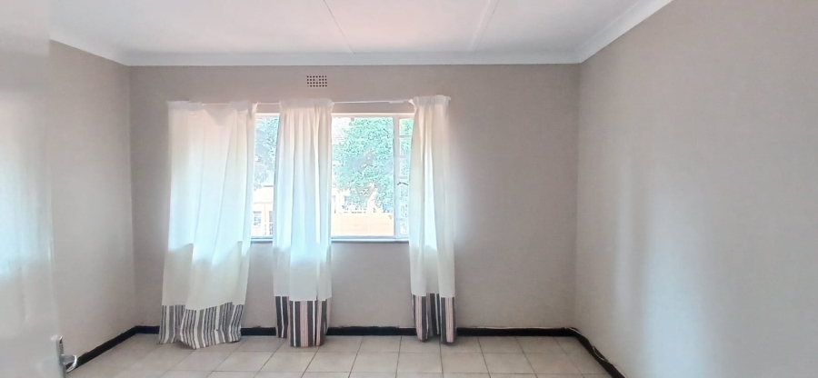 2 Bedroom Property for Sale in Windsor East Gauteng