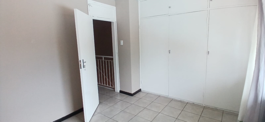 2 Bedroom Property for Sale in Windsor East Gauteng