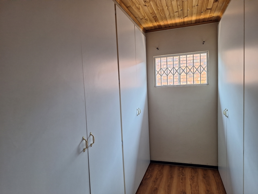 3 Bedroom Property for Sale in Meyerton Central Gauteng