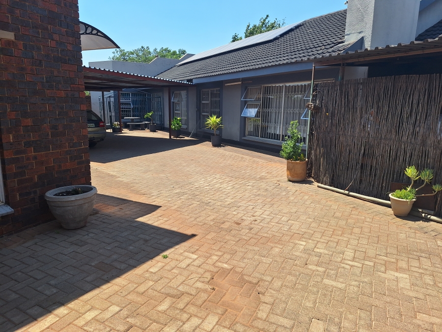 3 Bedroom Property for Sale in Meyerton Central Gauteng