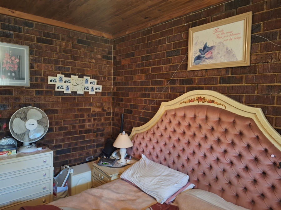 3 Bedroom Property for Sale in Meyerton Central Gauteng