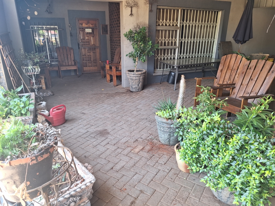 3 Bedroom Property for Sale in Meyerton Central Gauteng