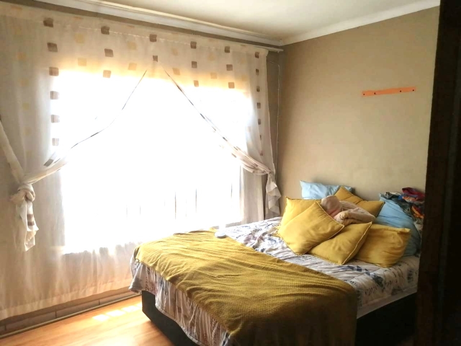 3 Bedroom Property for Sale in Moseleke East Gauteng