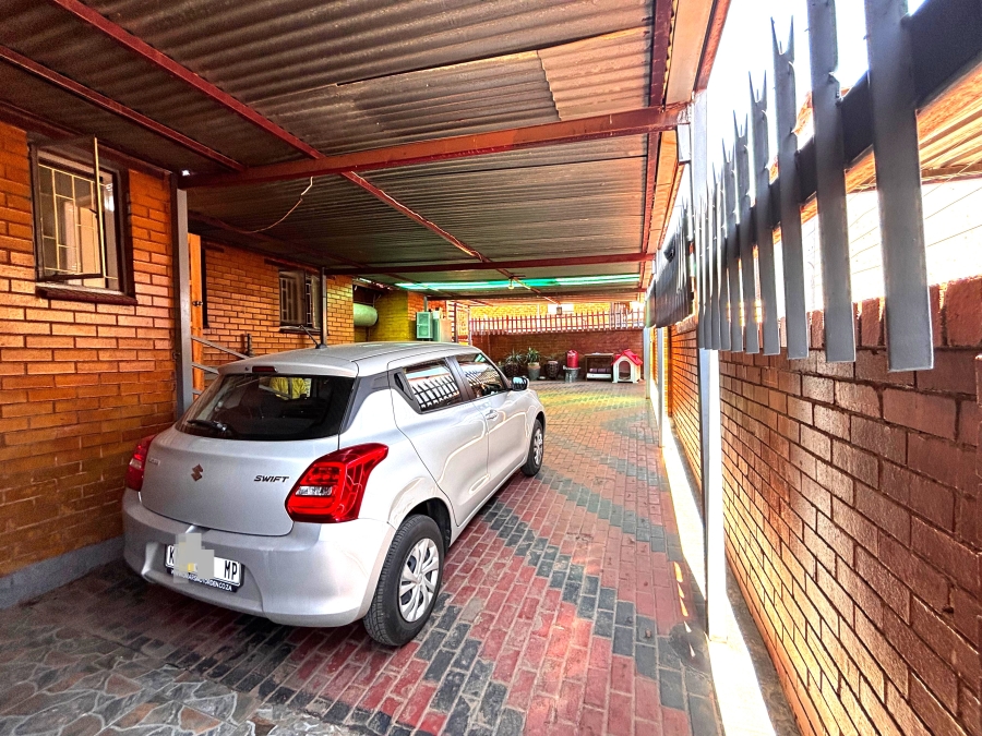 3 Bedroom Property for Sale in Hospital View Gauteng