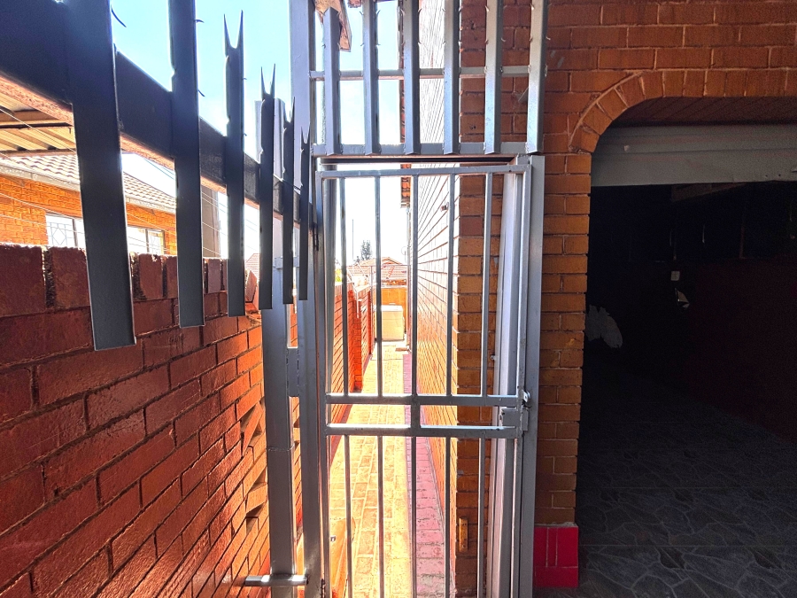 3 Bedroom Property for Sale in Hospital View Gauteng