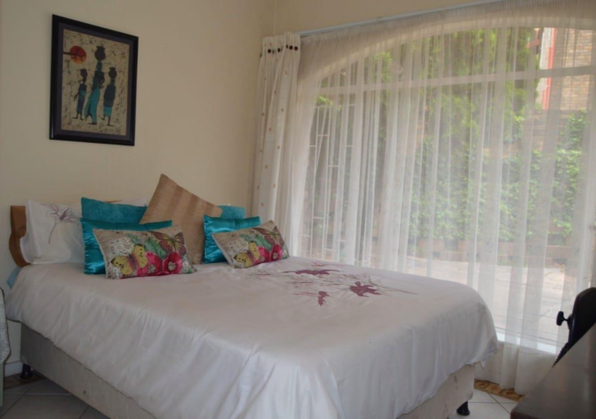 2 Bedroom Property for Sale in Mulbarton Gauteng