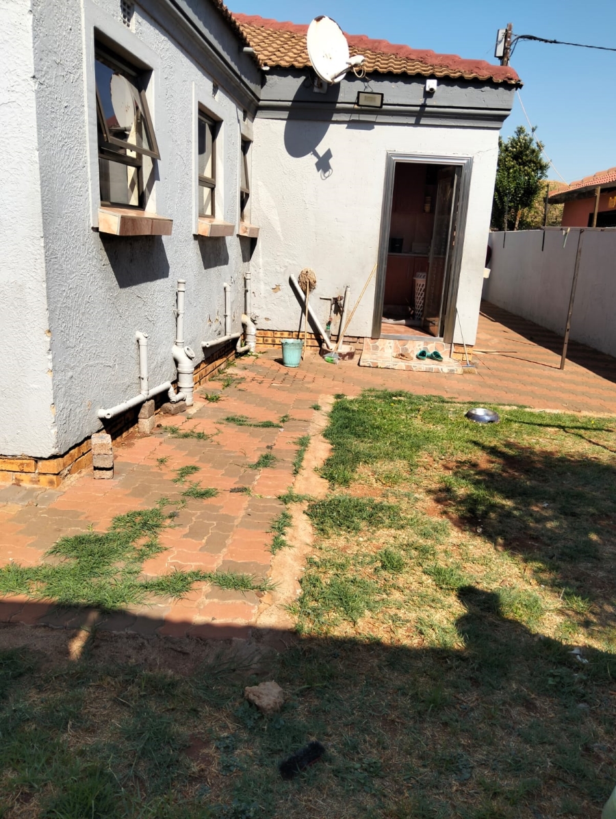 3 Bedroom Property for Sale in Vosloorus Ext 6 Gauteng