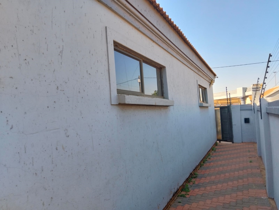 3 Bedroom Property for Sale in Vosloorus Ext 6 Gauteng