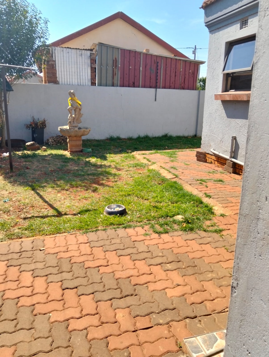 3 Bedroom Property for Sale in Vosloorus Ext 6 Gauteng