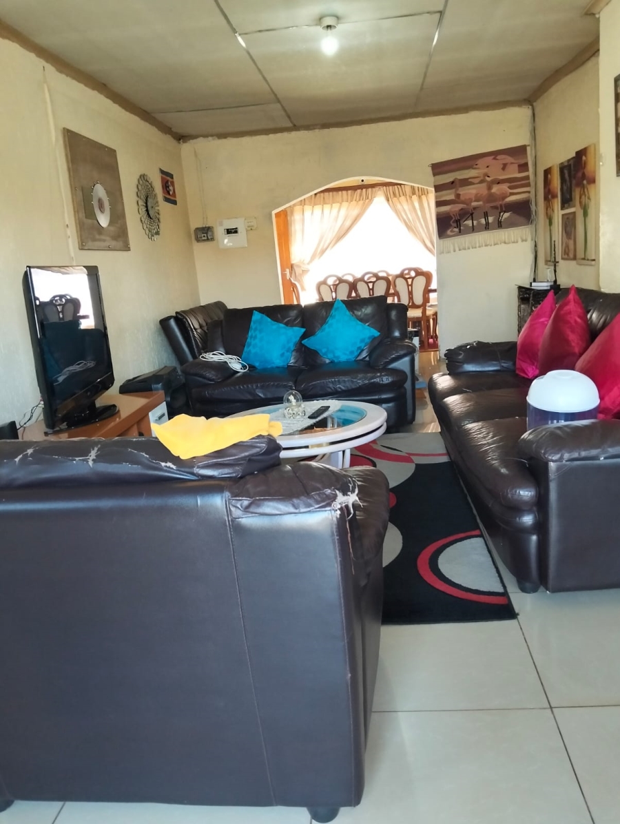 3 Bedroom Property for Sale in Vosloorus Ext 6 Gauteng