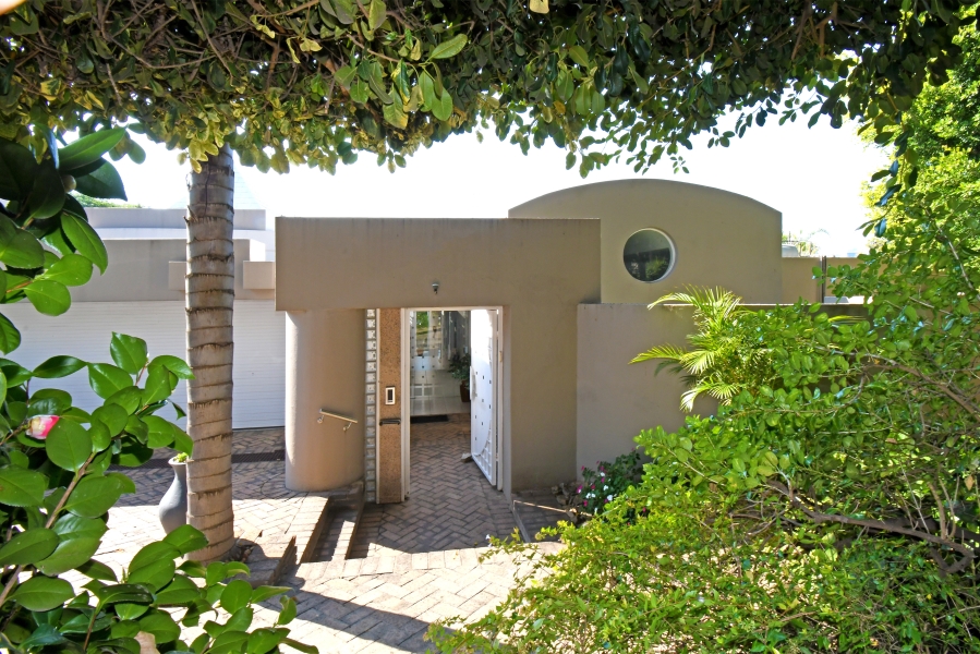 4 Bedroom Property for Sale in Sandhurst Gauteng