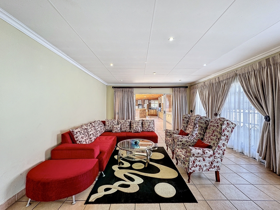 4 Bedroom Property for Sale in Meyerspark Gauteng