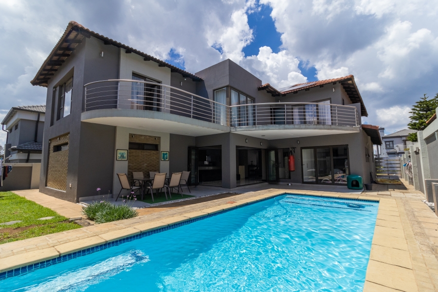 4 Bedroom Property for Sale in Aspen Hills Gauteng