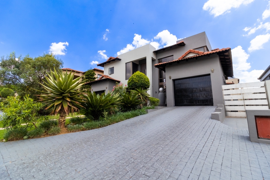 4 Bedroom Property for Sale in Aspen Hills Gauteng