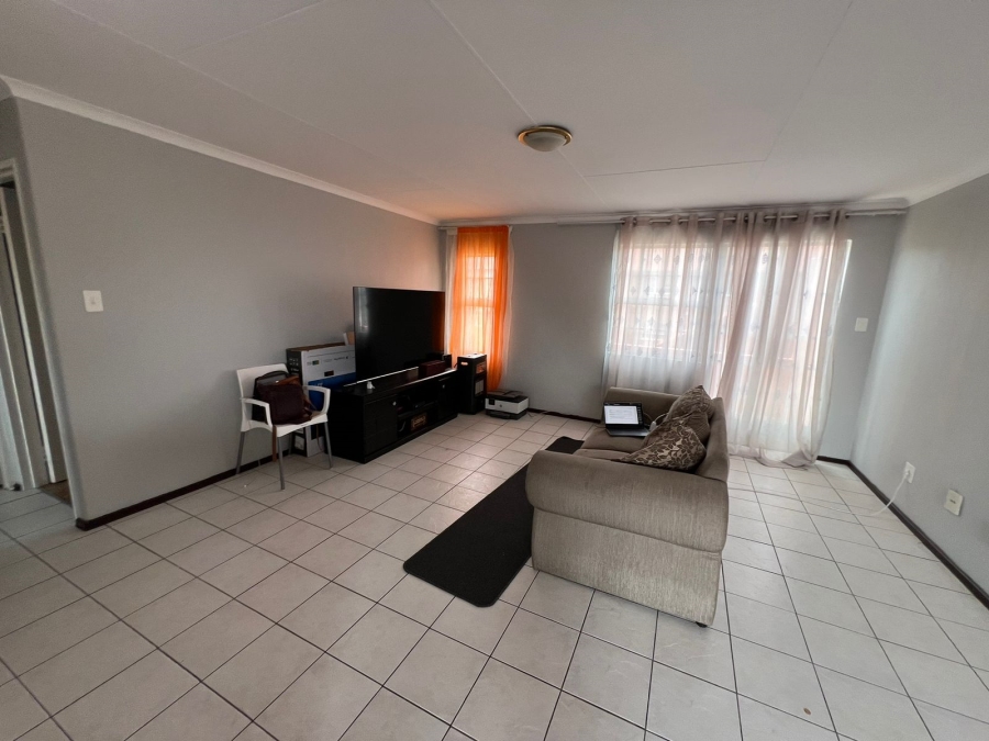 To Let 2 Bedroom Property for Rent in Meyersdal Gauteng