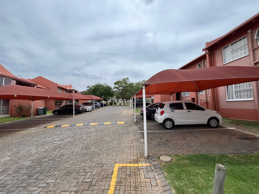 To Let 2 Bedroom Property for Rent in Meyersdal Gauteng