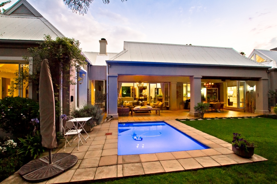 4 Bedroom Property for Sale in Atholl Gauteng