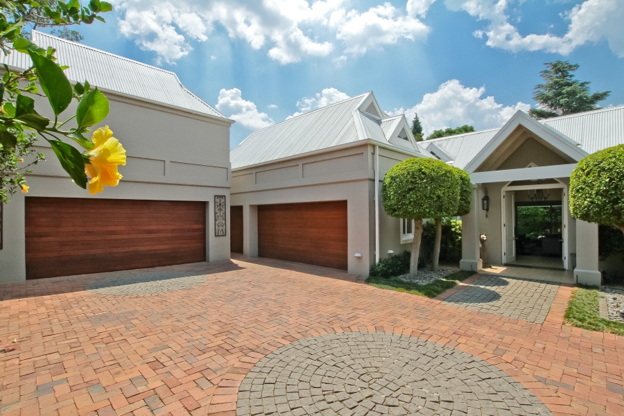 4 Bedroom Property for Sale in Atholl Gauteng