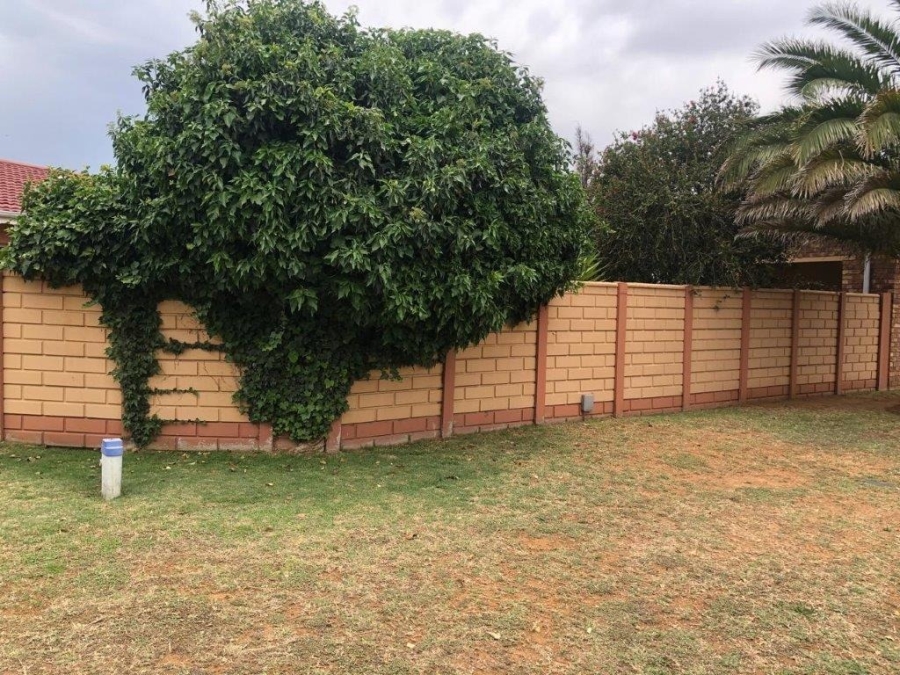 3 Bedroom Property for Sale in Witkoppie Ridge Gauteng