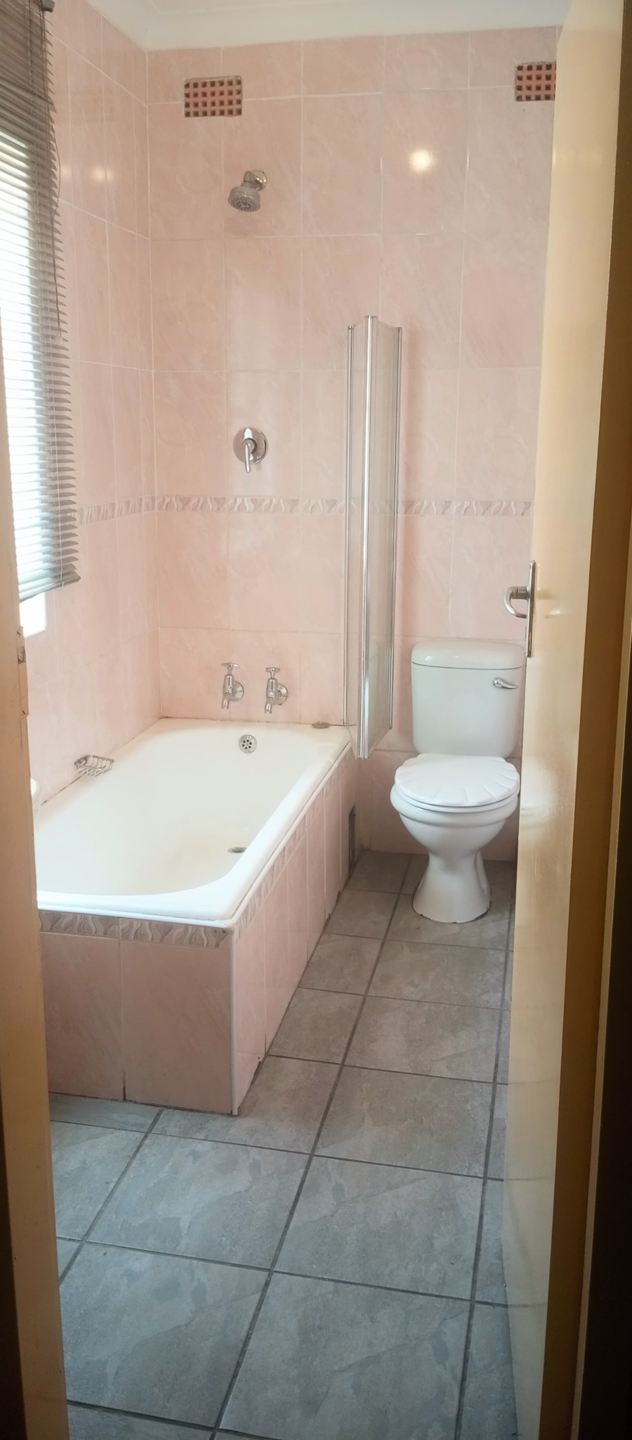 To Let 2 Bedroom Property for Rent in Norkem Park Gauteng