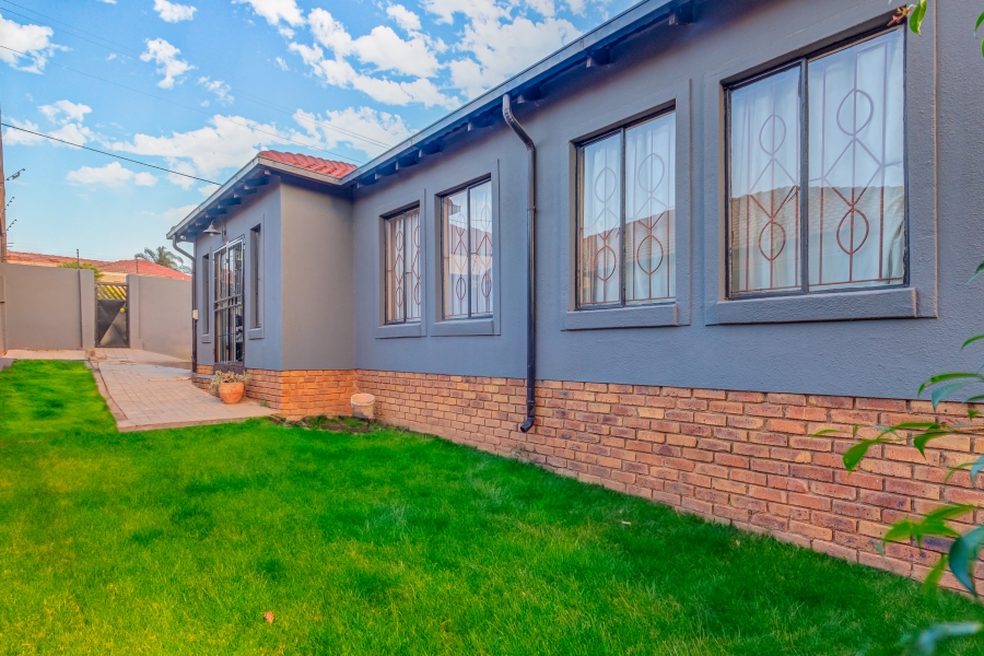 3 Bedroom Property for Sale in Cosmo City Gauteng