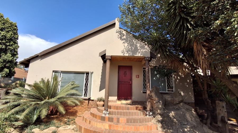 4 Bedroom Property for Sale in The Reeds Gauteng