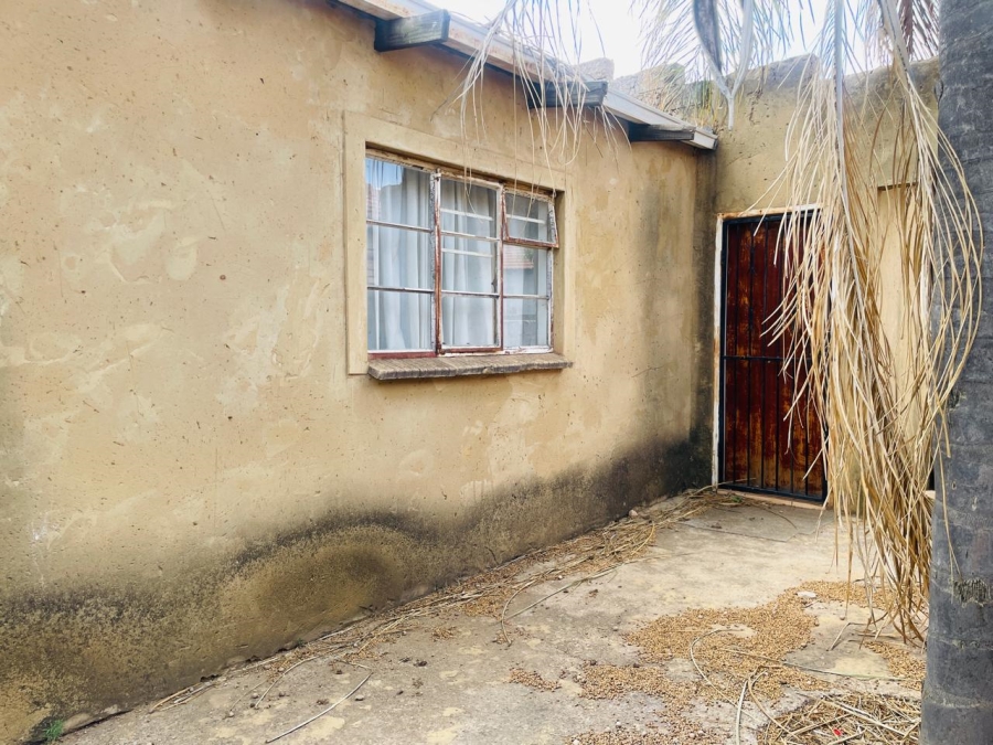 1 Bedroom Property for Sale in Soshanguve YY Gauteng