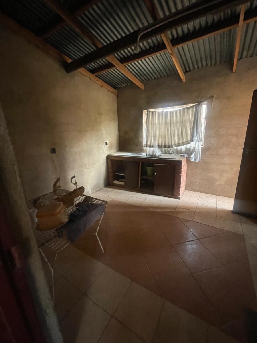 1 Bedroom Property for Sale in Soshanguve YY Gauteng