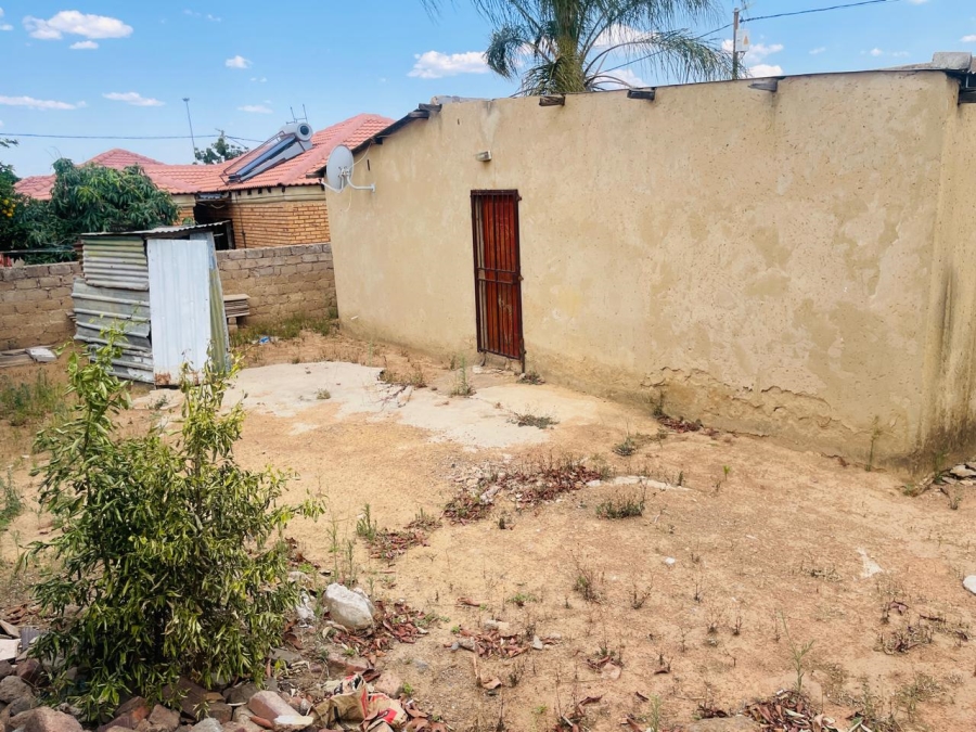 1 Bedroom Property for Sale in Soshanguve YY Gauteng