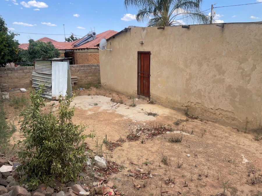 1 Bedroom Property for Sale in Soshanguve YY Gauteng