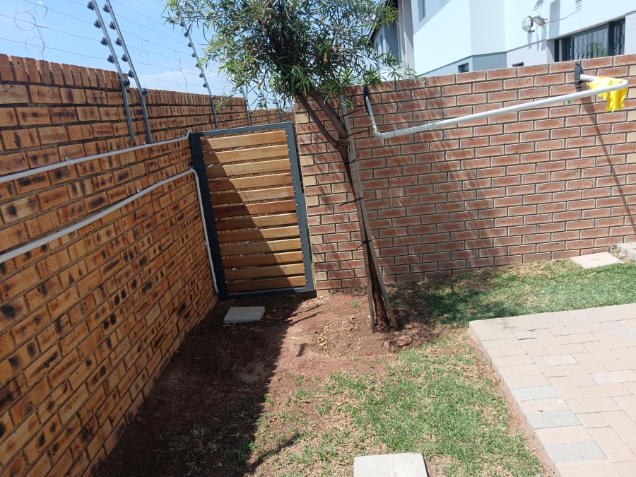 3 Bedroom Property for Sale in Thatchfield Estate Gauteng