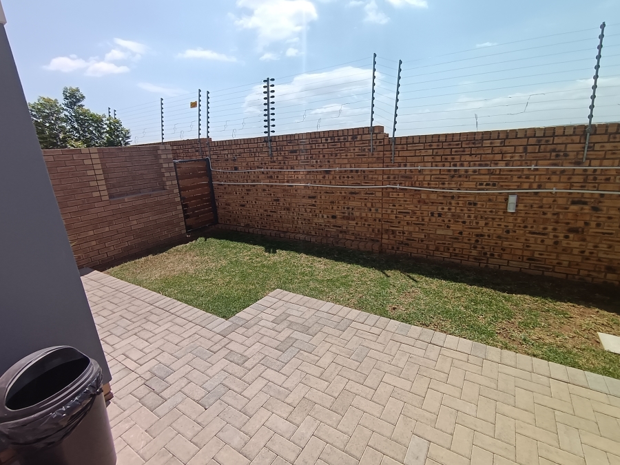 3 Bedroom Property for Sale in Thatchfield Estate Gauteng