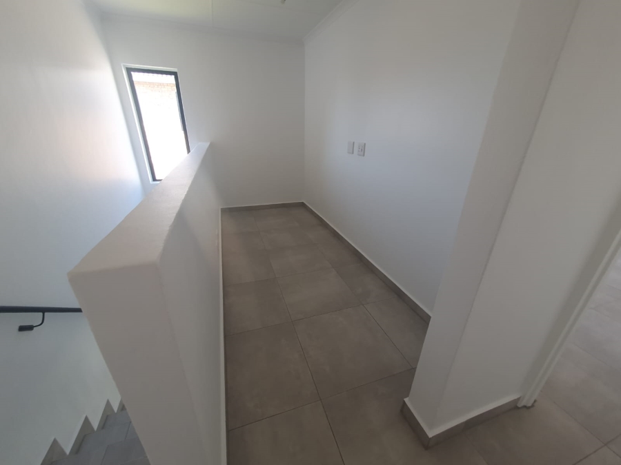 3 Bedroom Property for Sale in Radiokop Gauteng