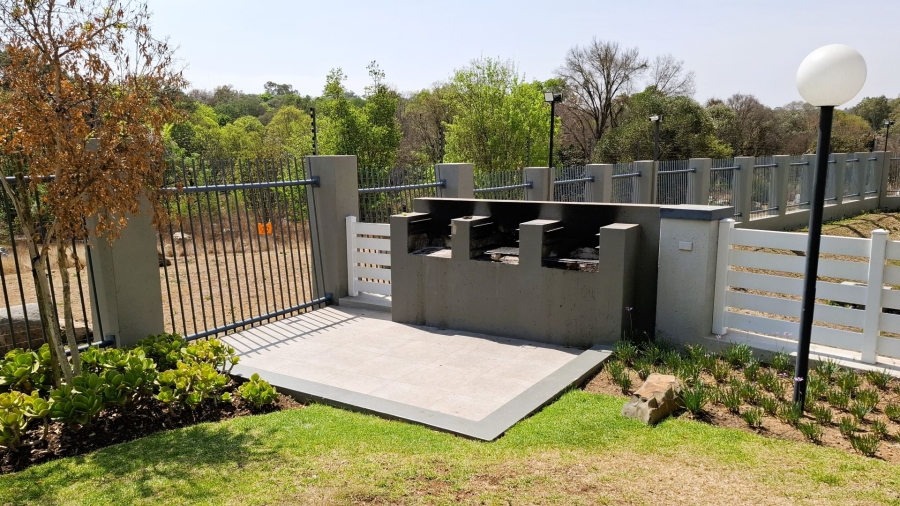 2 Bedroom Property for Sale in Beverley Gauteng