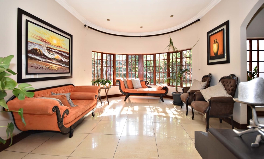 5 Bedroom Property for Sale in Greenside Gauteng