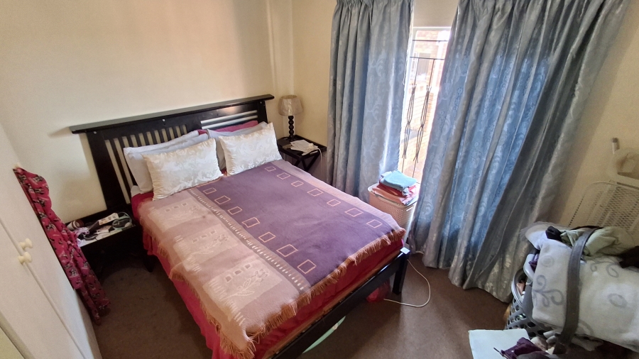 2 Bedroom Property for Sale in West Park Gauteng