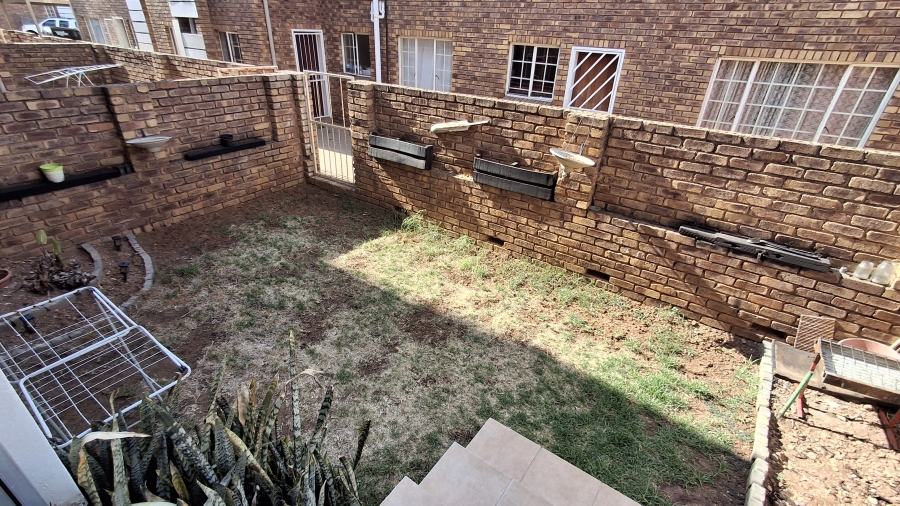 2 Bedroom Property for Sale in West Park Gauteng