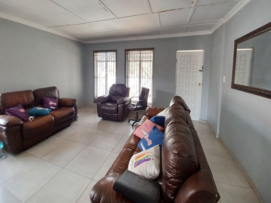 3 Bedroom Property for Sale in Vanderbijlpark CW 5 Gauteng