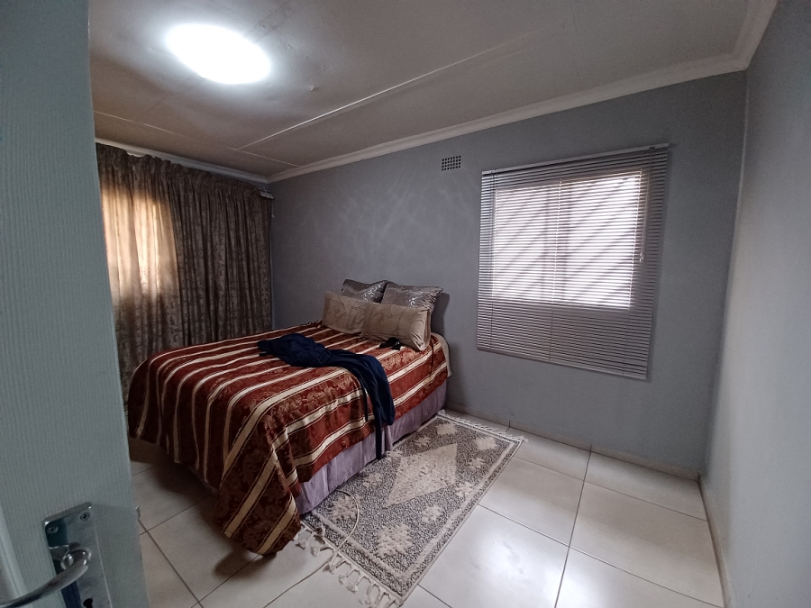 3 Bedroom Property for Sale in Vanderbijlpark CW 5 Gauteng