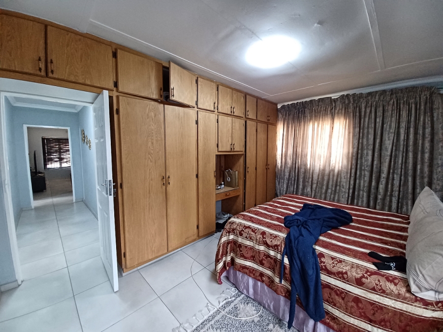 3 Bedroom Property for Sale in Vanderbijlpark CW 5 Gauteng