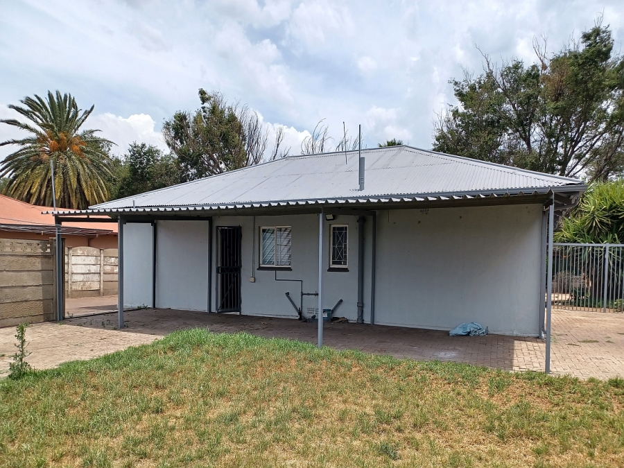 3 Bedroom Property for Sale in Vanderbijlpark CW 5 Gauteng