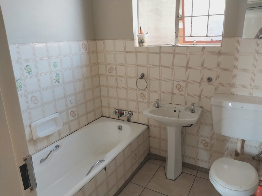 2 Bedroom Property for Sale in Hermanstad Gauteng