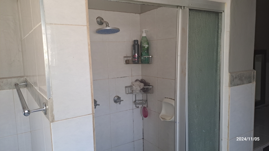 To Let 3 Bedroom Property for Rent in Mountain View Gauteng