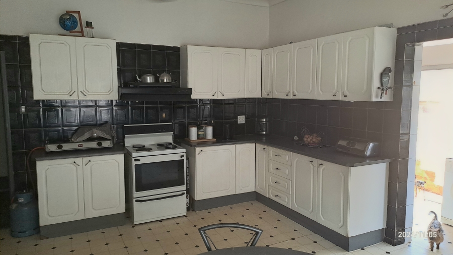 To Let 3 Bedroom Property for Rent in Mountain View Gauteng