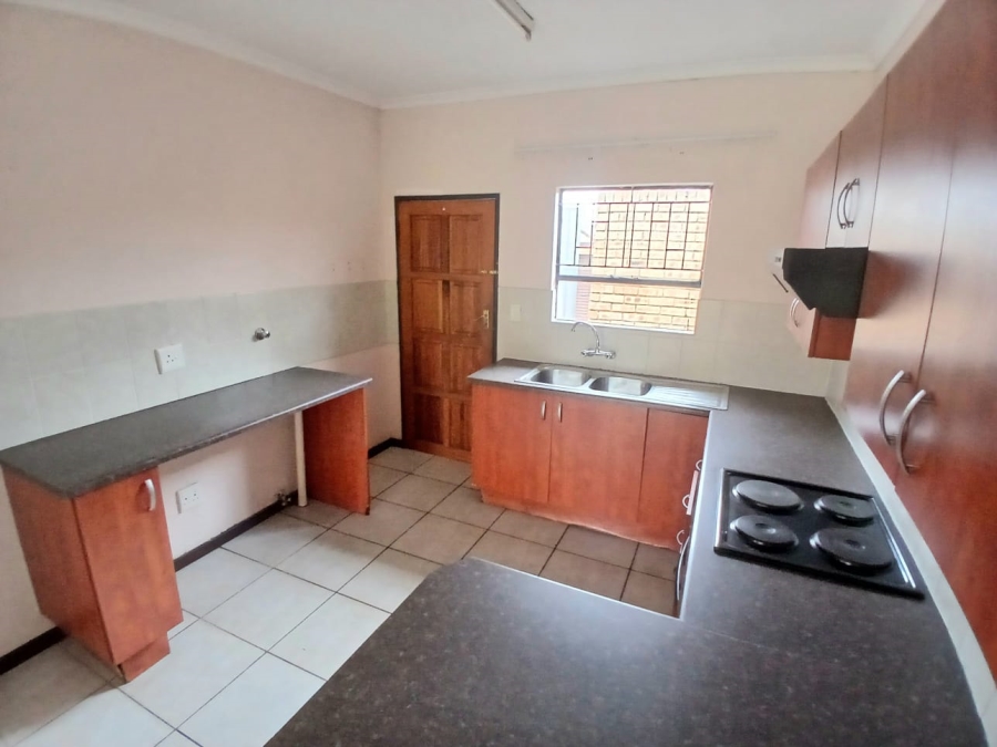 2 Bedroom Property for Sale in Riversdale Gauteng