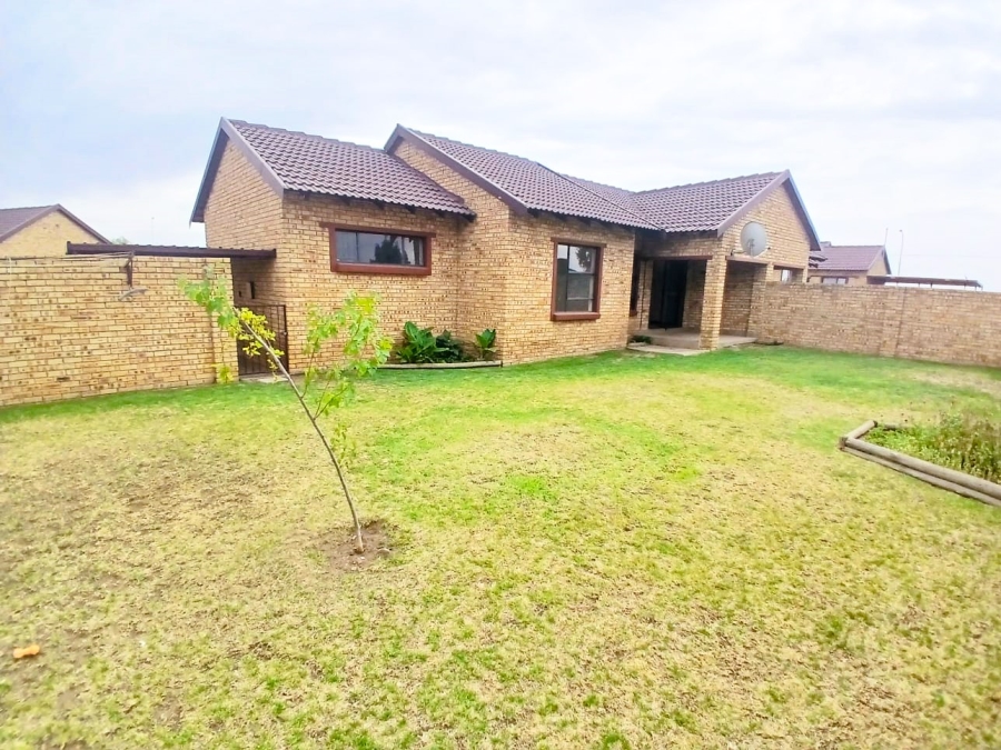 2 Bedroom Property for Sale in Riversdale Gauteng