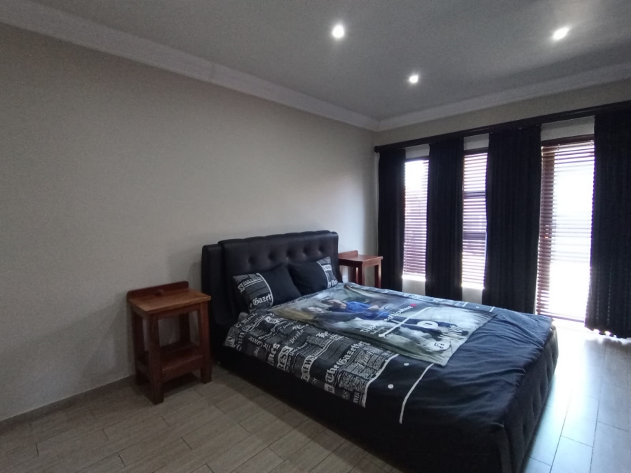 3 Bedroom Property for Sale in Vanderbijlpark SW 5 Gauteng