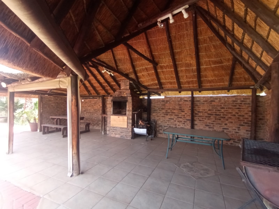 4 Bedroom Property for Sale in Three Rivers East Gauteng