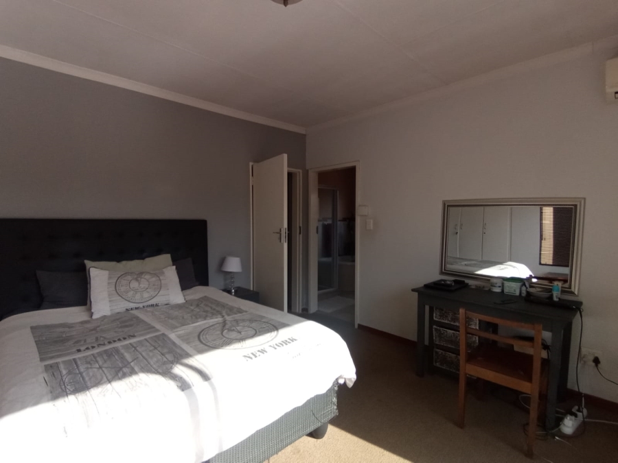 3 Bedroom Property for Sale in Risiville Gauteng