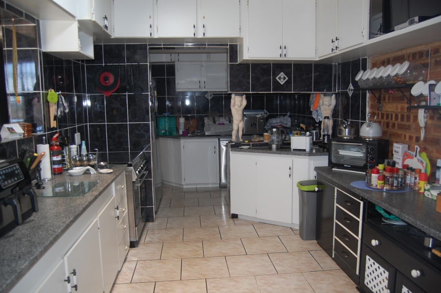 3 Bedroom Property for Sale in Rant En Dal Gauteng